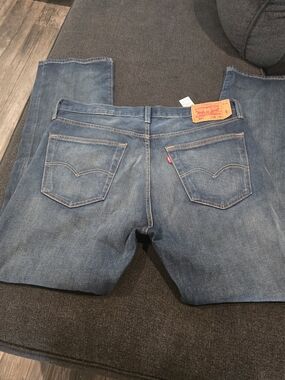 Men's Straight Fit Jeans in Medium Blue Denim